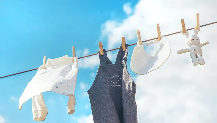 Ini Cara Terbaik untuk Mencuci Baju di Iklim yang Lembap